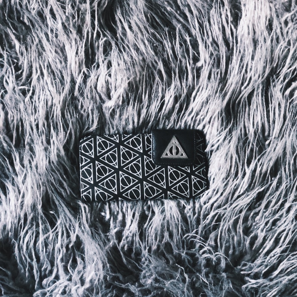 ✨❤️🖤HP DEATHLY HALLOWS WALLET